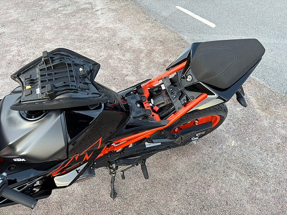 KTM RC 125 15 of 15