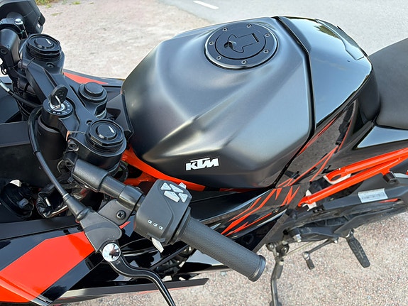 KTM RC 125 14 of 15