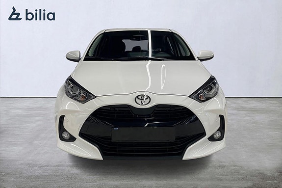 Toyota Yaris 6 of 21