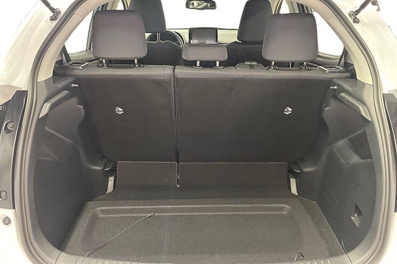 Toyota Yaris 12 of 21