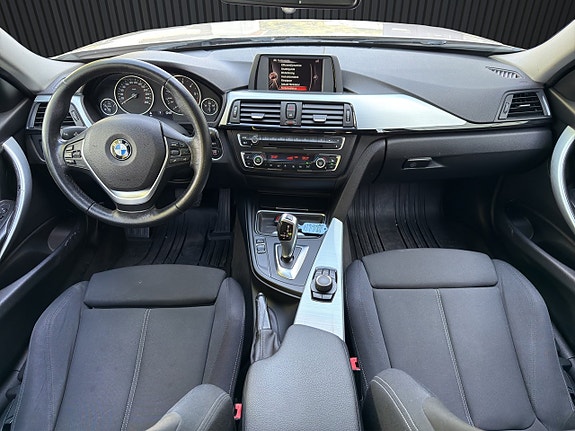 BMW 320d 11 of 24