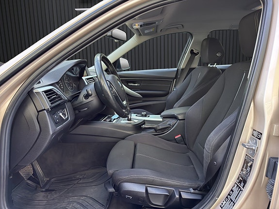 BMW 320d 10 of 24