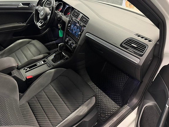Volkswagen Golf I 6 of 8
