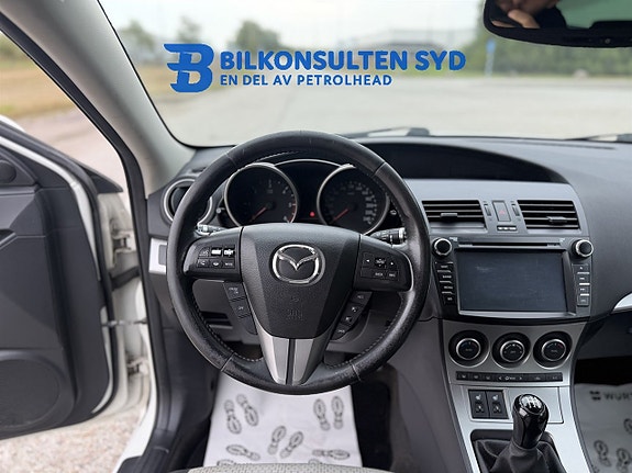 Mazda 3 10 of 15