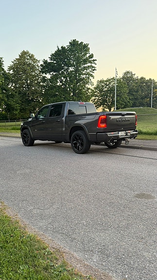 RAM 1500 3 of 7
