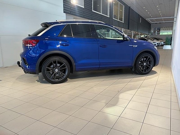 Volkswagen T-Roc 9 of 12