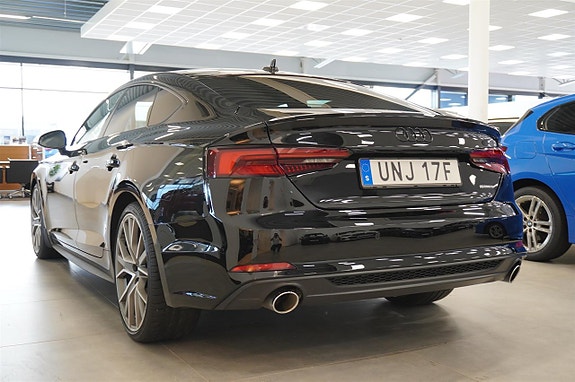 Audi A5 17 of 19