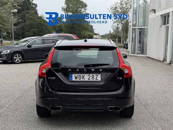 Volvo V60 19 of 20