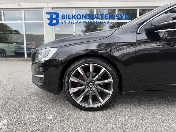 Volvo V60 5 of 20