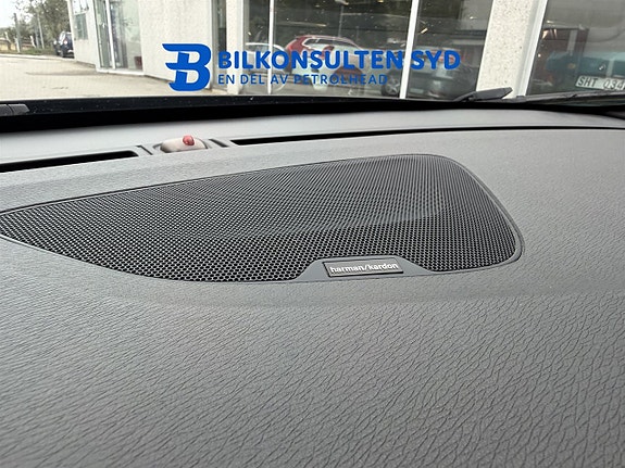 Volvo V60 16 of 20