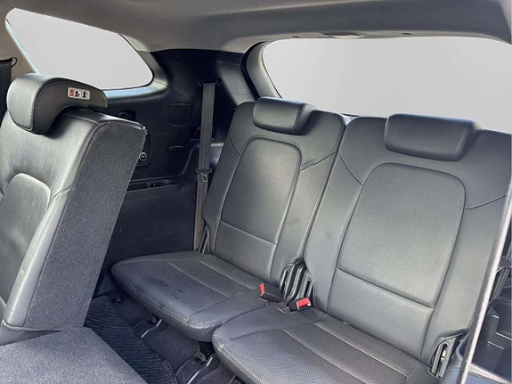 Hyundai Grand Santa Fe 20 of 25
