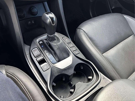 Hyundai Grand Santa Fe 13 of 25