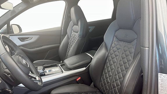 Audi Q7 8 of 13