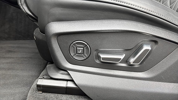 Audi Q8 16 of 18