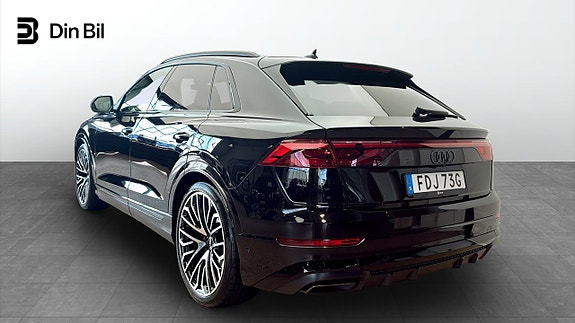 Audi Q8 3 of 18