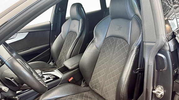 Audi A5 8 of 12