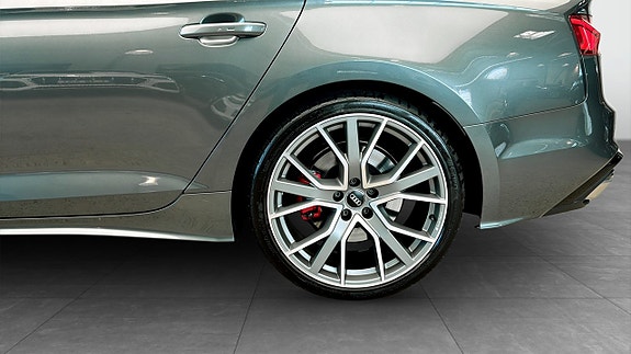Audi A5 6 of 12