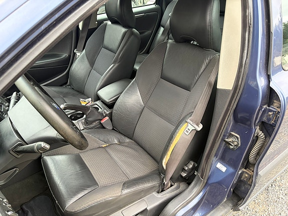 Volvo V70 6 of 6