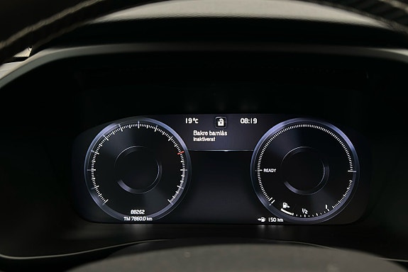 Volvo XC40 7 of 25