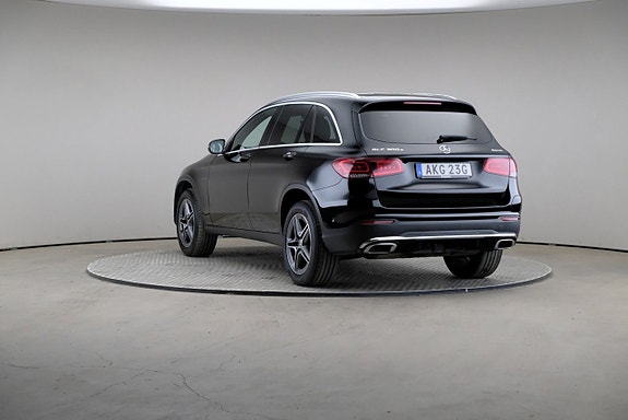 Mercedes-Benz GLC300 e 2 of 28