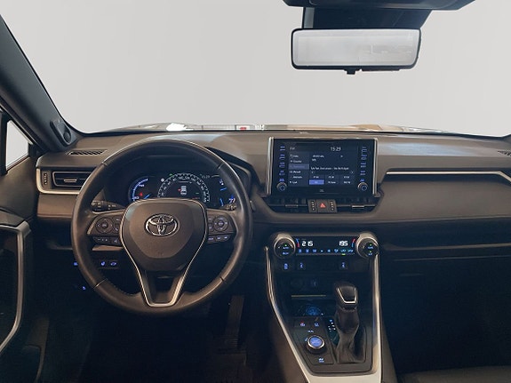 Toyota RAV4 9 of 11
