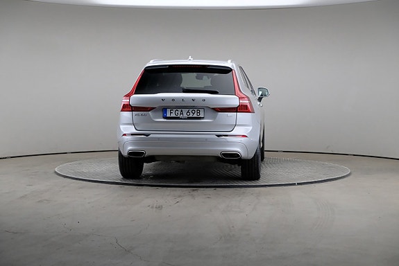 Volvo XC60 5 of 28