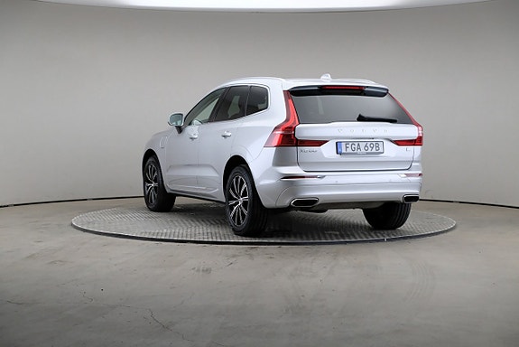 Volvo XC60 2 of 28