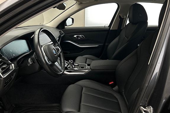 BMW 330e 10 of 24