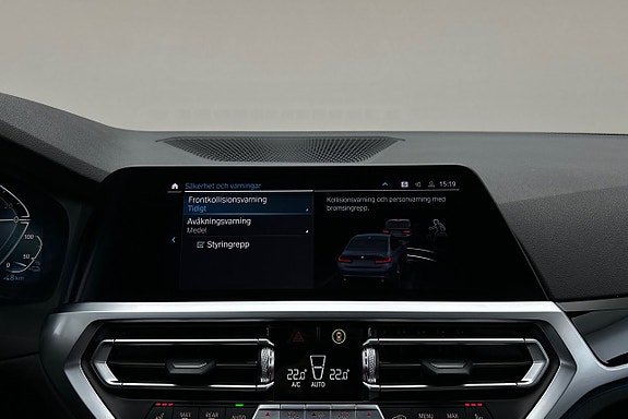 BMW 330e 18 of 24