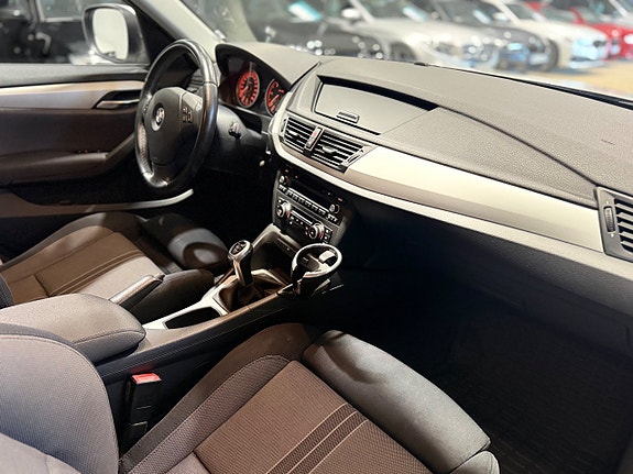 BMW X1 8 of 12