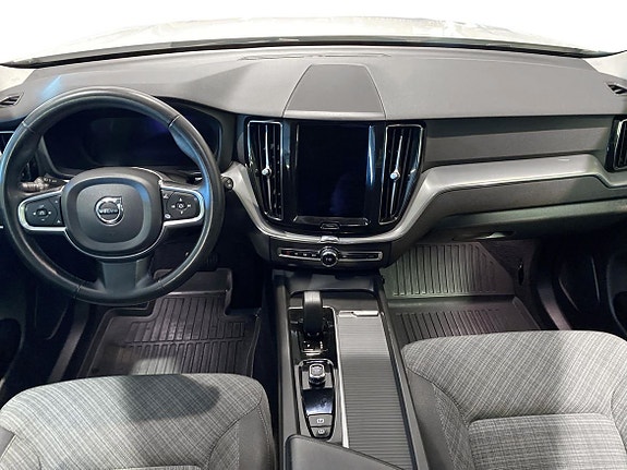 Volvo XC60 6 of 10