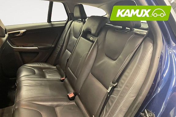 Volvo V60 13 of 22