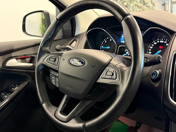 Ford Focus 12 of 20