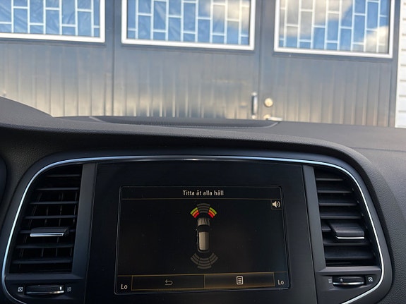 Renault Megane 11 of 14