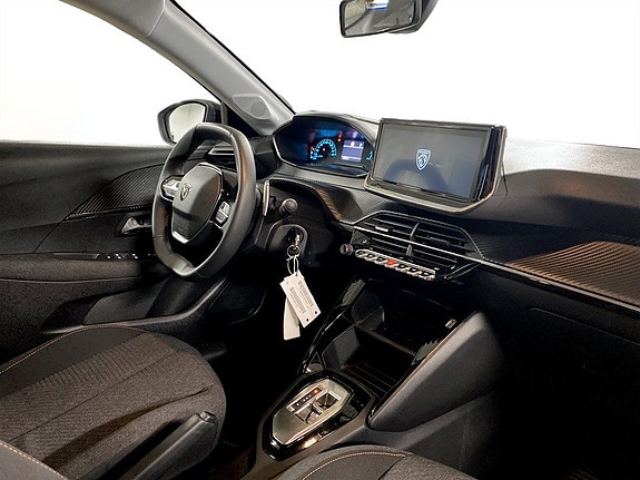 Peugeot 208 15 of 19