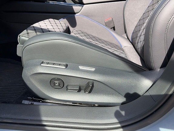 Volkswagen Passat 9 of 9