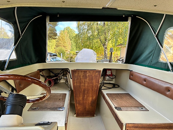 Fin Crescent 505 med trailer 4 of 4