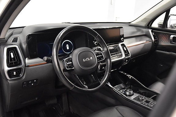 Kia Sorento 9 of 29