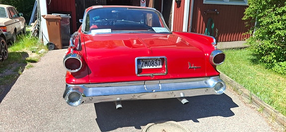 Dodge Dart 3 of 6