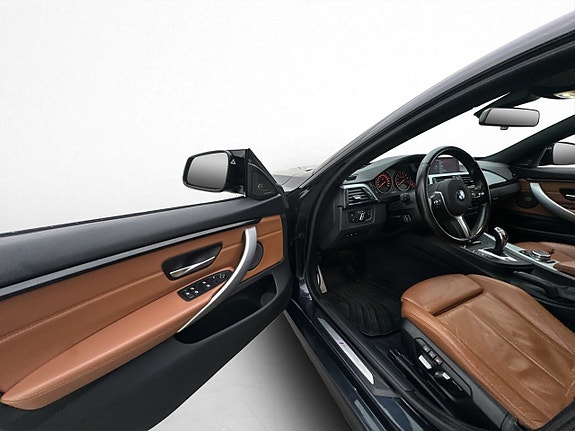 BMW 440i 11 of 30