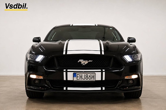 Ford Mustang 2 of 28