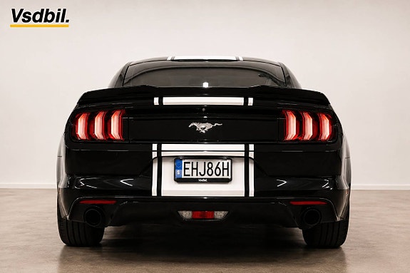 Ford Mustang 6 of 28