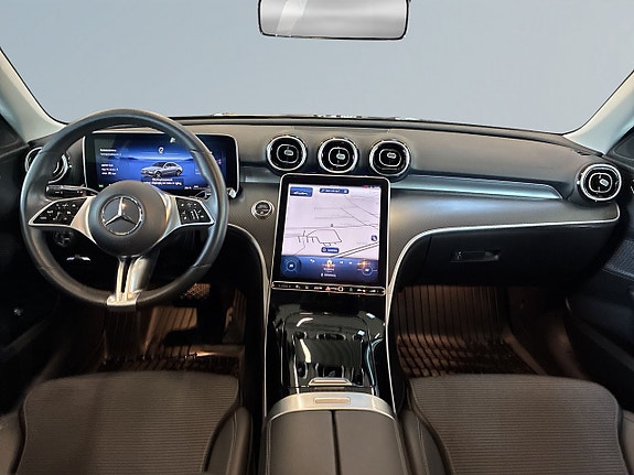 Mercedes-Benz C200 8 of 27