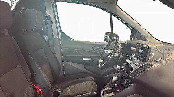 Ford Transit Connect 3 of 11