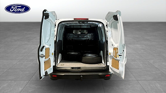 Ford Transit Connect 10 of 11
