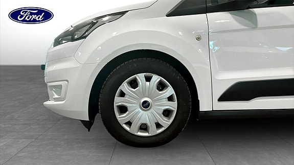 Ford Transit Connect 9 of 11