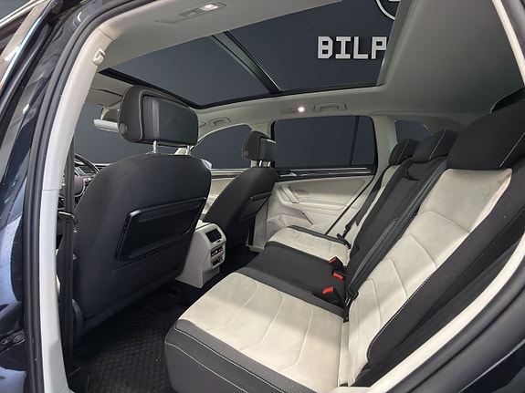 Volkswagen Tiguan 8 of 16