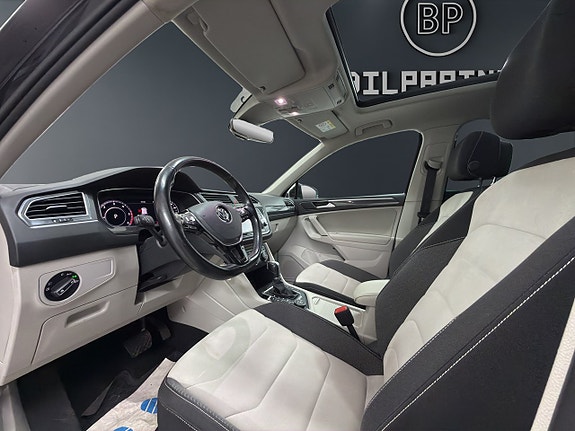 Volkswagen Tiguan 7 of 16