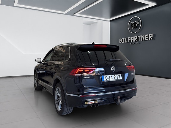 Volkswagen Tiguan 6 of 16