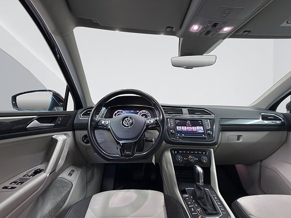 Volkswagen Tiguan 10 of 16